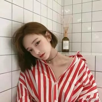 都是她的错 封面